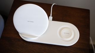 Samsung Wireless Charger Duo hero image 16x9