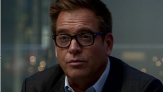 Bull in glasses in Season 6