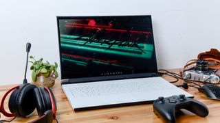 Alienware m17 R4