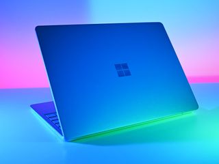 Surface Laptop Go Hero3 Logo