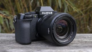 Fujifilm X-S10