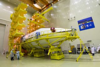 EXOMARS 2016 Spacecraft Encapsulated