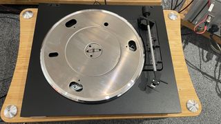 Rekkord Audio F110 turntable top view showing platter