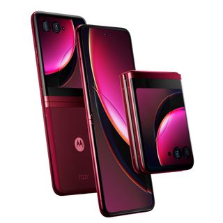 Render of the Motorola Razr+ in Viva Magenta