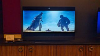 Panasonic Z90A King Kong image