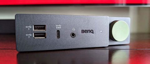 BenQ beCreatus DP1310 Docking Station front view hero.