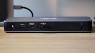 Plugable Dual HDMI Docking Station (UD-4VPD) review photos