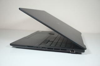 ASUS ProArt Studiobook 16 (H5600)