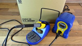 Hakko FX-888D soldering station