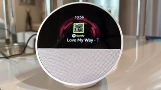 Echo Spot shows album artwork