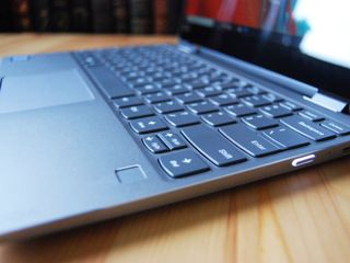 Lenovo Yoga 720 12 review