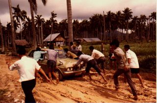 Andy Grove's Car Being Pushed