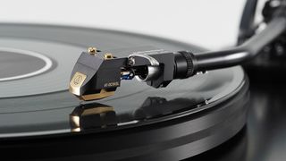 High End Munich: Audio-Technica AT-OC9X is an update to a classic cartridge