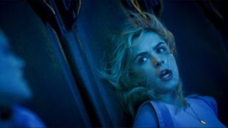 Jamie (Kiernan Shipka) has a showdown with the murderer in a time machine in Totally Killer