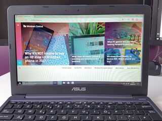 ASUS E203