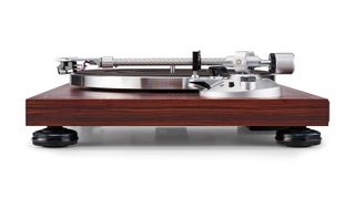 Turntable: Audio Technica AT-LPW50BTRW