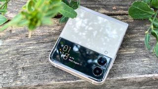 galaxy z flip 3 review