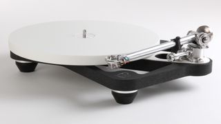 Rega Planar 10 / Apheta 3 features