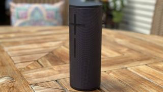 UE Megaboom 3 on table top