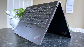 Lenovo ThinkPad X1 Yoga (Gen 8)