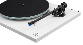 Rega Planar 3/Elys 2