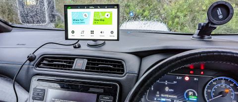 Garmin drivesmart 86 display on dash