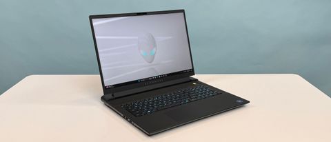 Alienware m18 R2