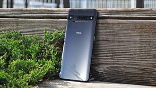 TCL 10 Pro review