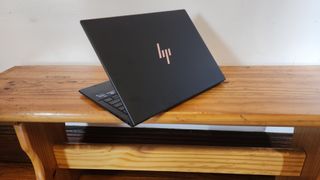 HP Dragonfly G4