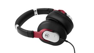 Wired over-ear headphones: Austrian Audio Hi-X15