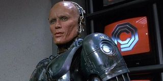 Robocop Peter Weller Murphy unmasked in the OCP boardroom