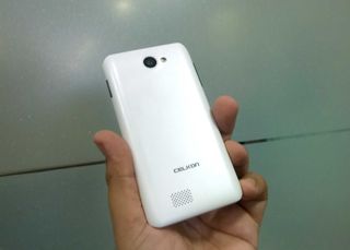 Celkon Win 400