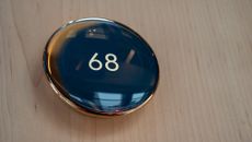 The shiny Google Nest Learning Thermostat (Gen 4)