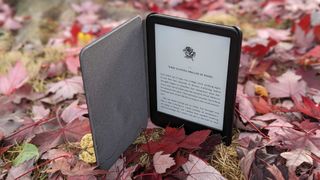 Kindle (2022) outside