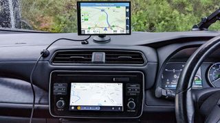 Garmin drivesmart 86 display on dash