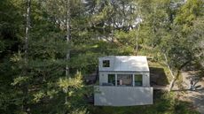 California guesthouse on a slopping hill