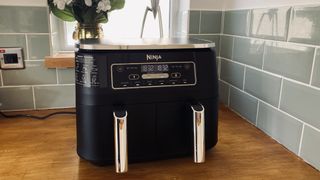 Ninja Foodi Dual Zone Air Fryer AF300UK