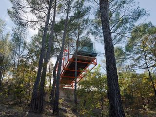 Richard Rogers' drawing pavilion for Château La Coste, photographed by James Reeve in 2020