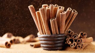 Cinnamon sticks