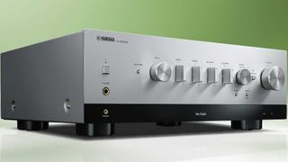 Yamaha R-N1000A smart streaming amplifier