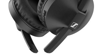 wireless headphones: Sennheiser HD 250BT