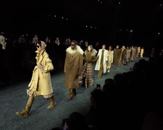 Burberry runway show A/W 2024