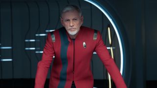 Callum Keith Rennie as Rayner in Star Trek: Discovery Season 5