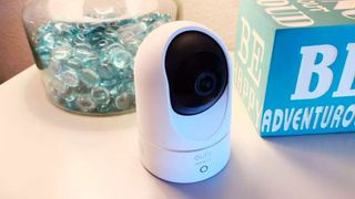 eufy Security Solo IndoorCam P24