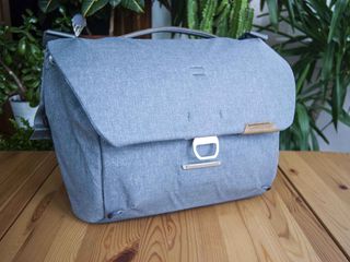 Peak Design Everyday Messenger 13L V2