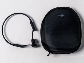 Shokz Openrun Pro With Case