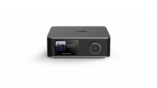 WiiM Ultra streamer with touchscreen display