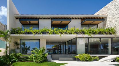 Vieyra Estudio&#039;s Casa Nube a new cancun retreat