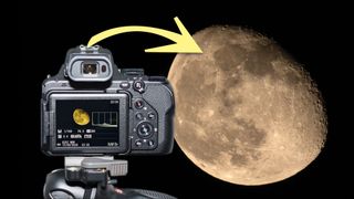 Nikon P1000 with preview and histogram on rear screen, next to the moon