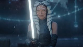 Rosario Dawson&#039;s Ahsoka Tano holding white lightsaber